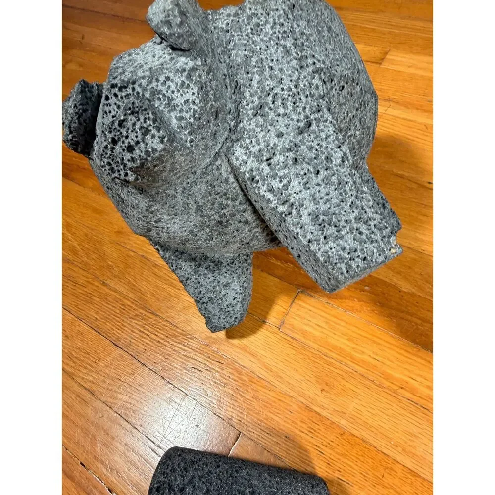 Large Pig-Shaped Volcanic Stone Molcajete Mortar & Pestle – Approx. 9 Inches